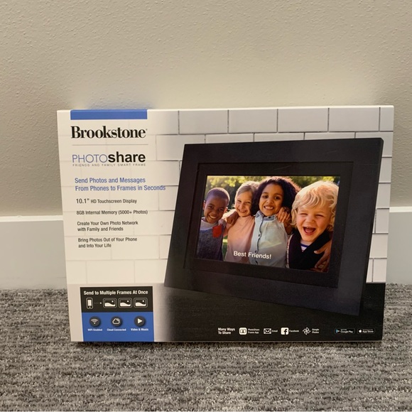 Brookstone Cameras, Photo & Video Brand New Brookstone Digital